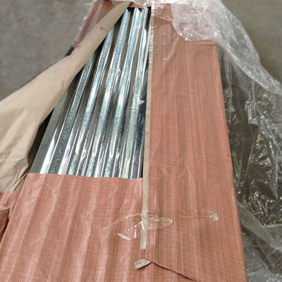 Standard JIS G3302 galvanisiert, das Blatt überdachend korrosionsbeständig