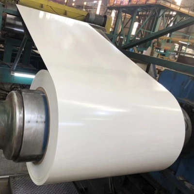 Weiße 0.4mm vor gemalte galvanisierte Spule Spulen-RAL 8017 AZ121-Z150 PPGI