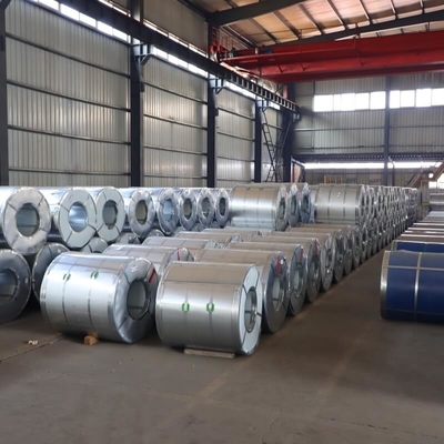 Regelmäßiger Flitter JIS galvanisierte warm gewalzten Stahl des Stahl-610mm in den Spulen