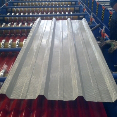 Farbe Z275-Z600 beschichtete die Überdachung von Blatt 0,3--1.0mm rote gewölbte Dach-Platten